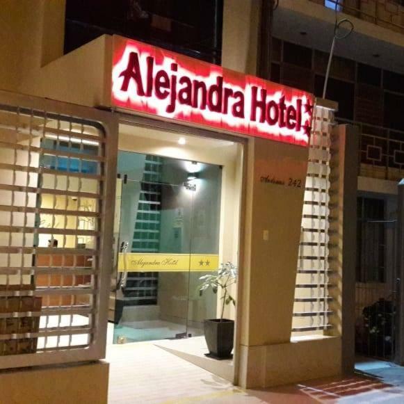 Alejandra Hotel Chiclayo Luaran gambar